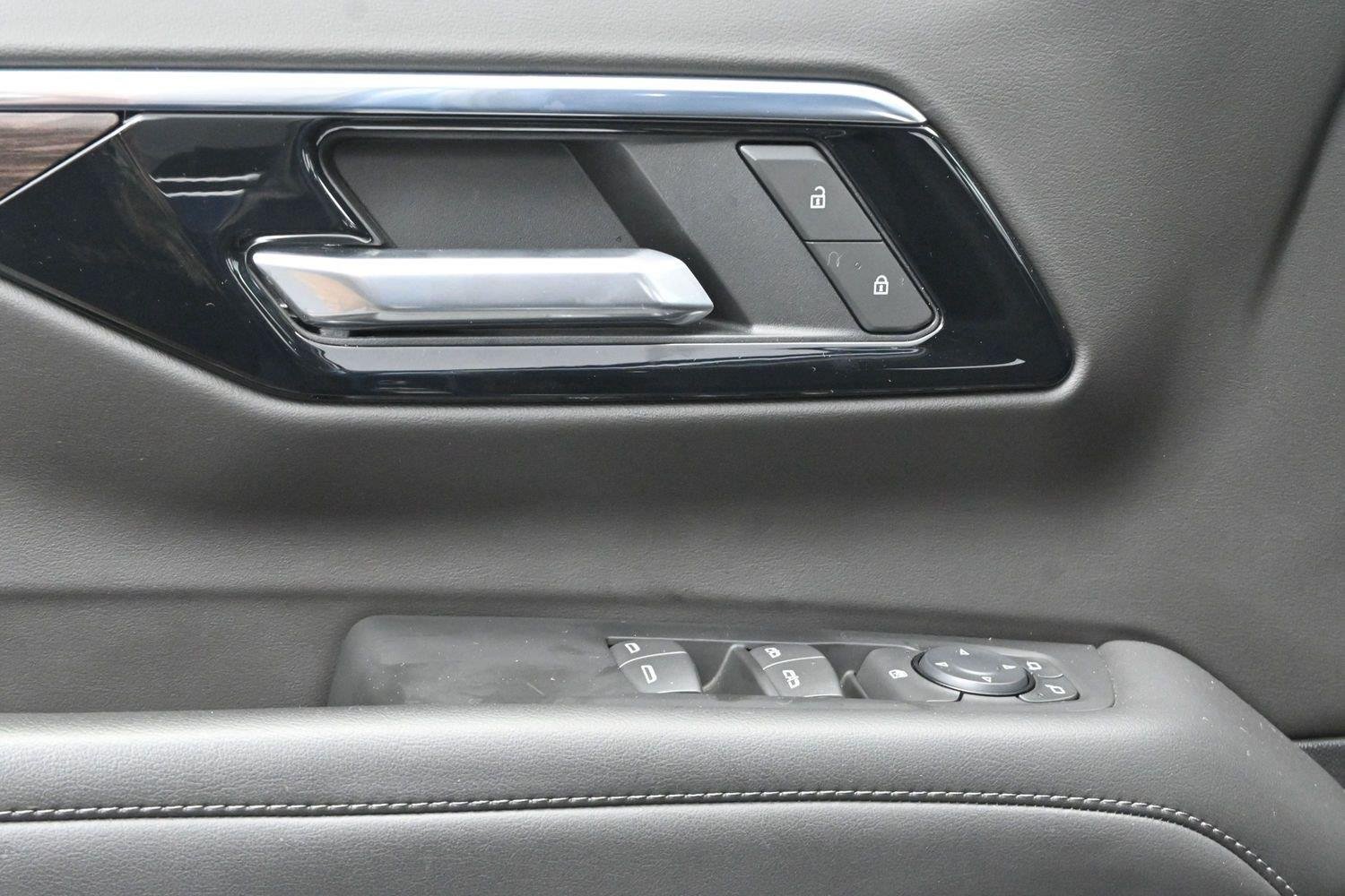 Used 2025 Lakeshore Blue Metallic Chevrolet LS image 12