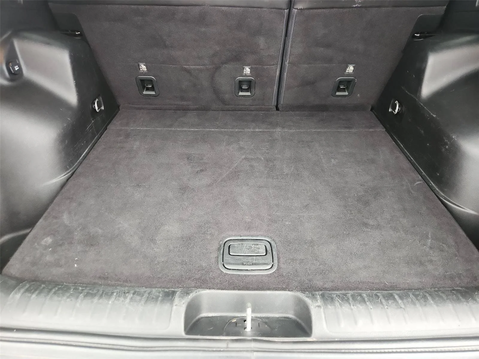 Used 2019 Red Jeep Limited image 24