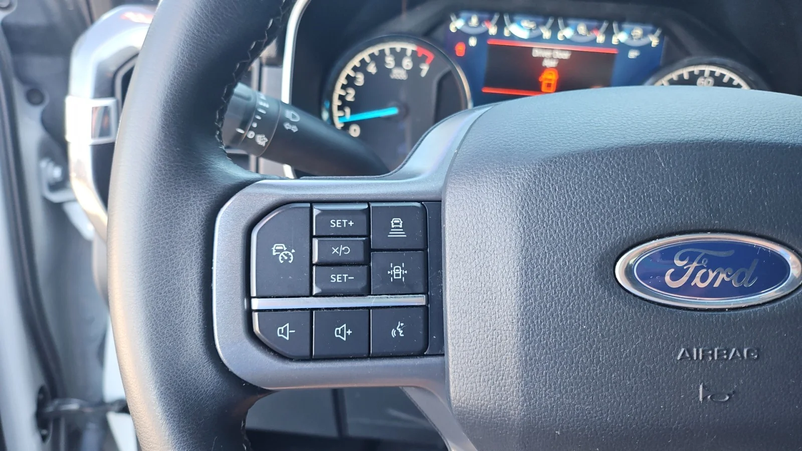 Used 2023 Gray Ford XLT image 18