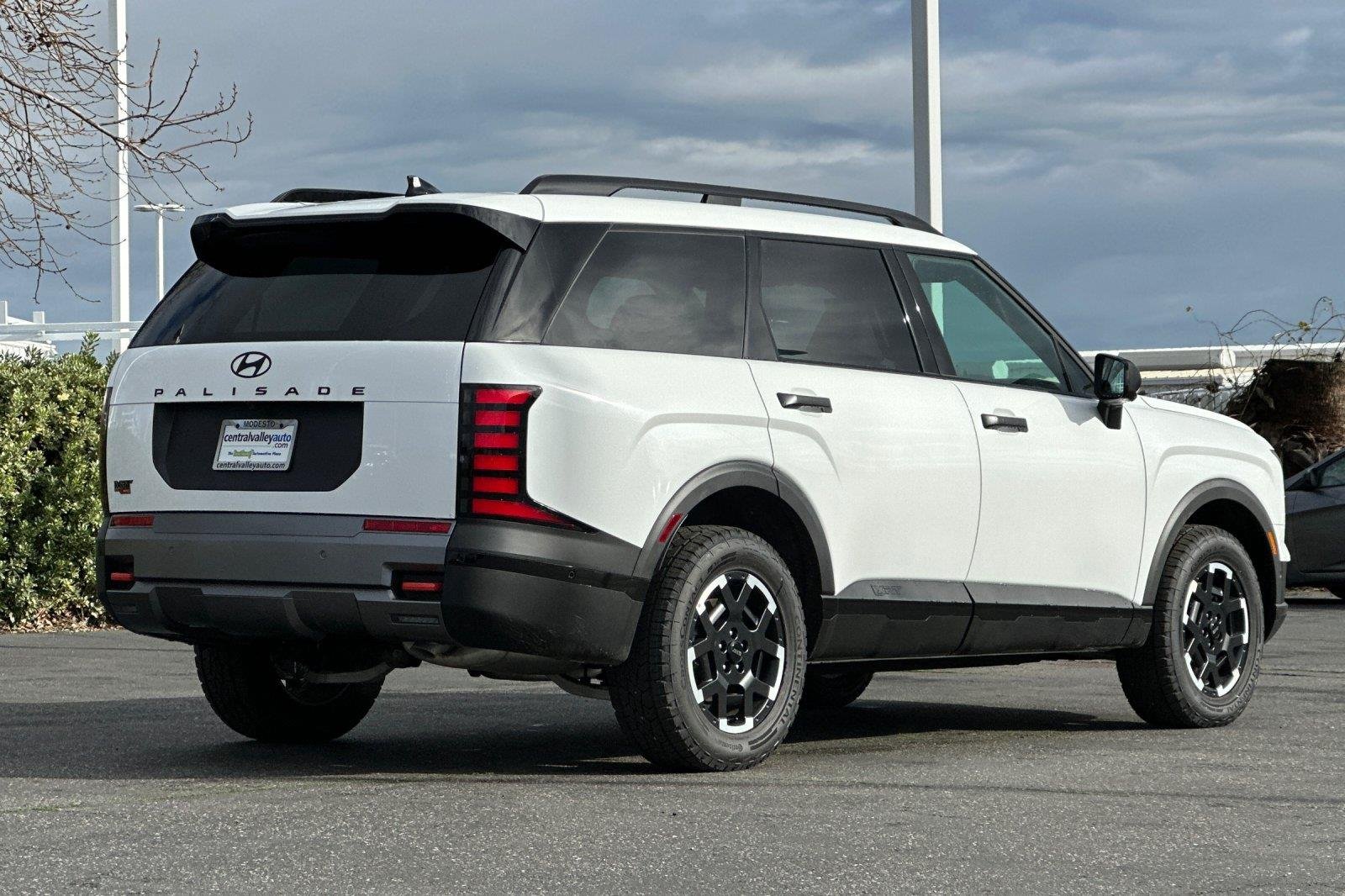 New 2026 Creamy White Pearl Hyundai XRT Pro image 33