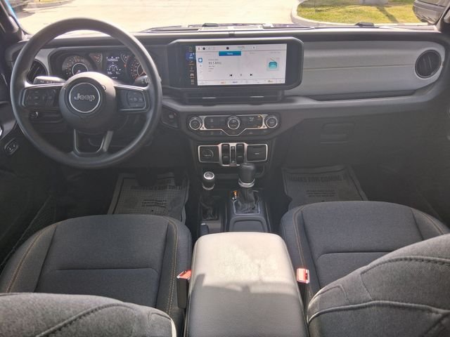 Used 2026  Jeep Sport image 9