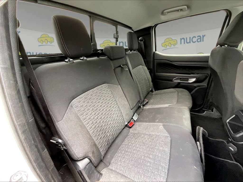 Used 2025 Oxford White Ford XLT image 16