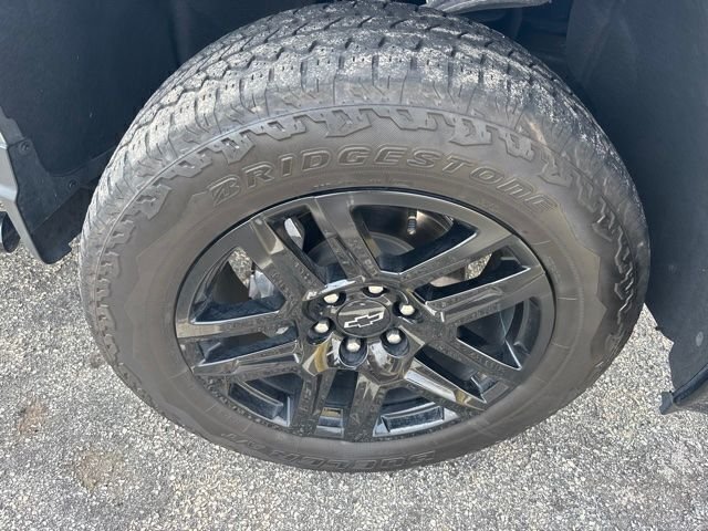 Used 2025 Gray Chevrolet LT Trail Boss image 7
