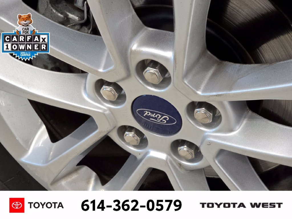 Used 2020 Blue Ford SE image 12
