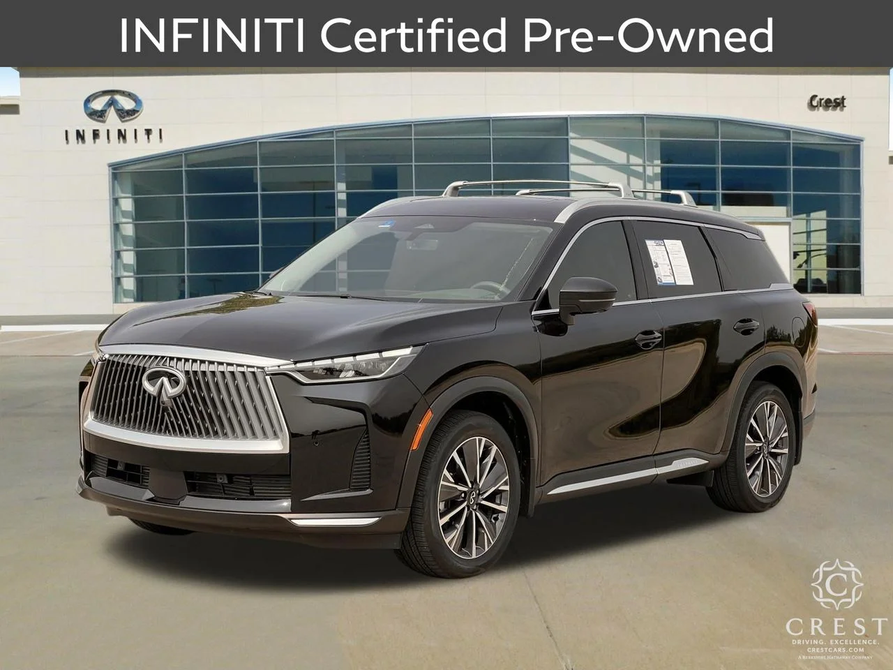 Certified Used 2026 Mineral Black INFINITI LUXE image 9