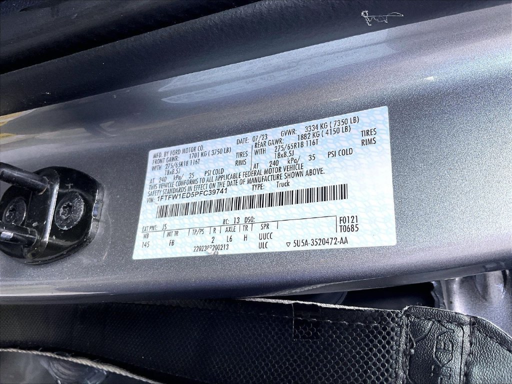 Used 2023 Silver Ford XLT image 6