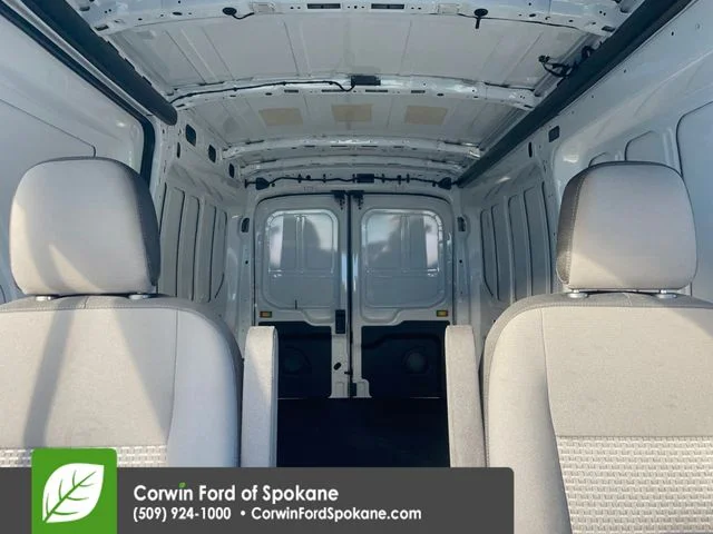 New 2026 Oxford White Ford Base image 32