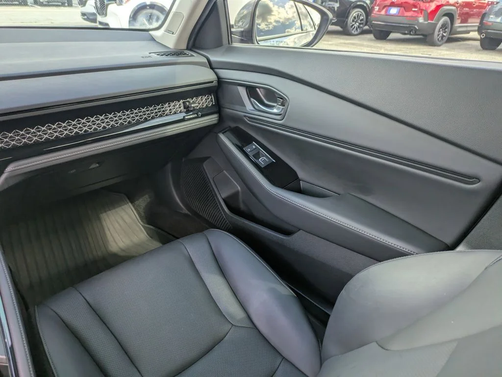 Certified Used 2024 Urban Gray Pearl Honda Touring image 20