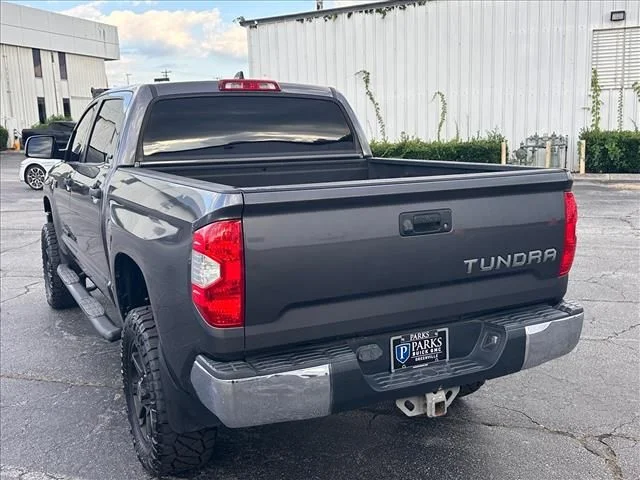 Used 2020 Gray Toyota SR5 image 8