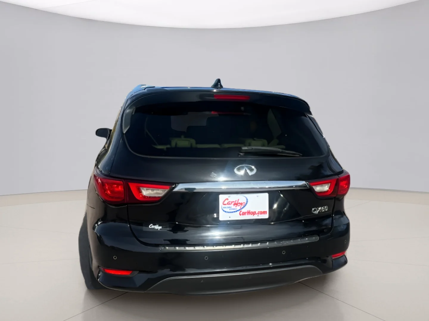 Used 2017 Black INFINITI BASE image 4
