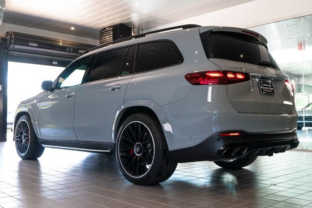 New 2026 MANUFAKTUR Alpine Grey Mercedes-Benz GLS 63 AMG® image 6