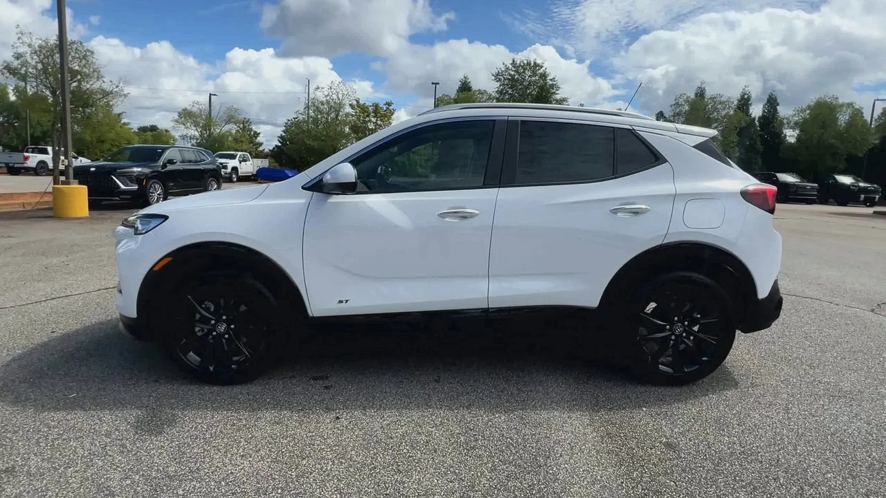 Used 2026 Summit White Buick Sport Touring image 5
