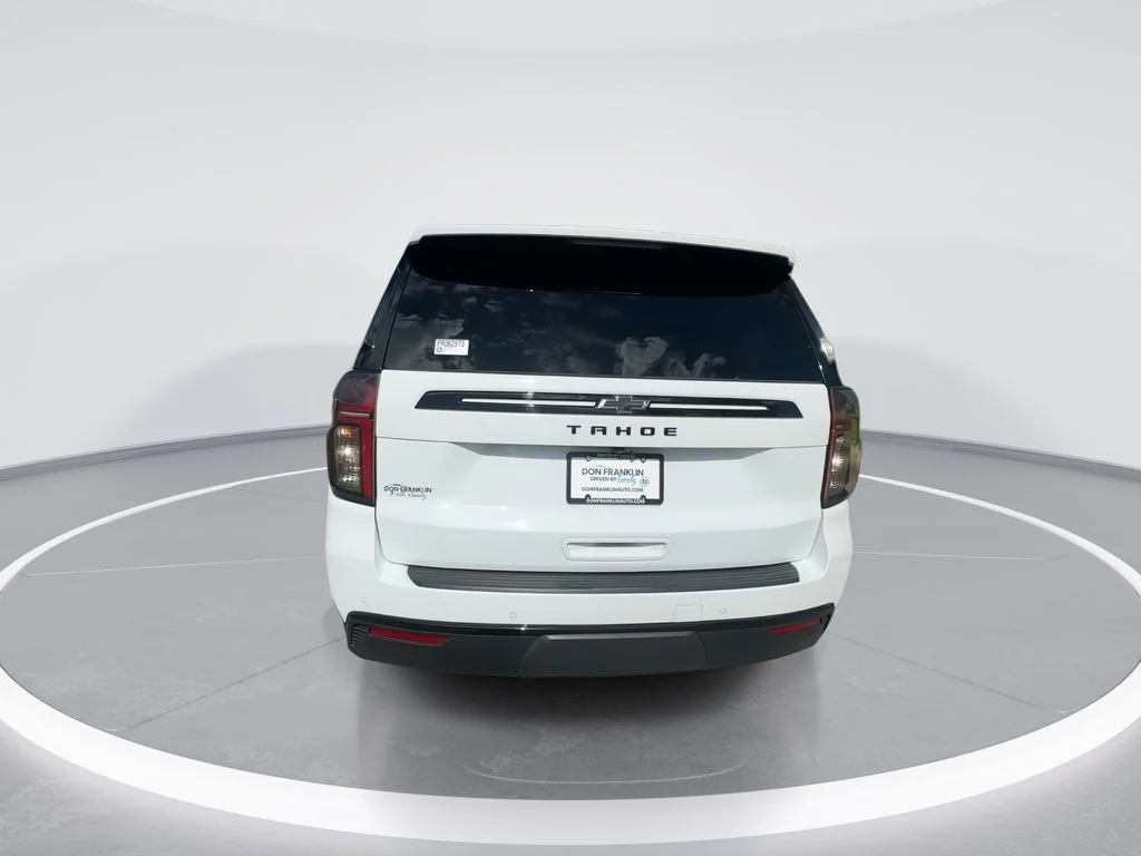 Used 2023 White Chevrolet Z71 image 7