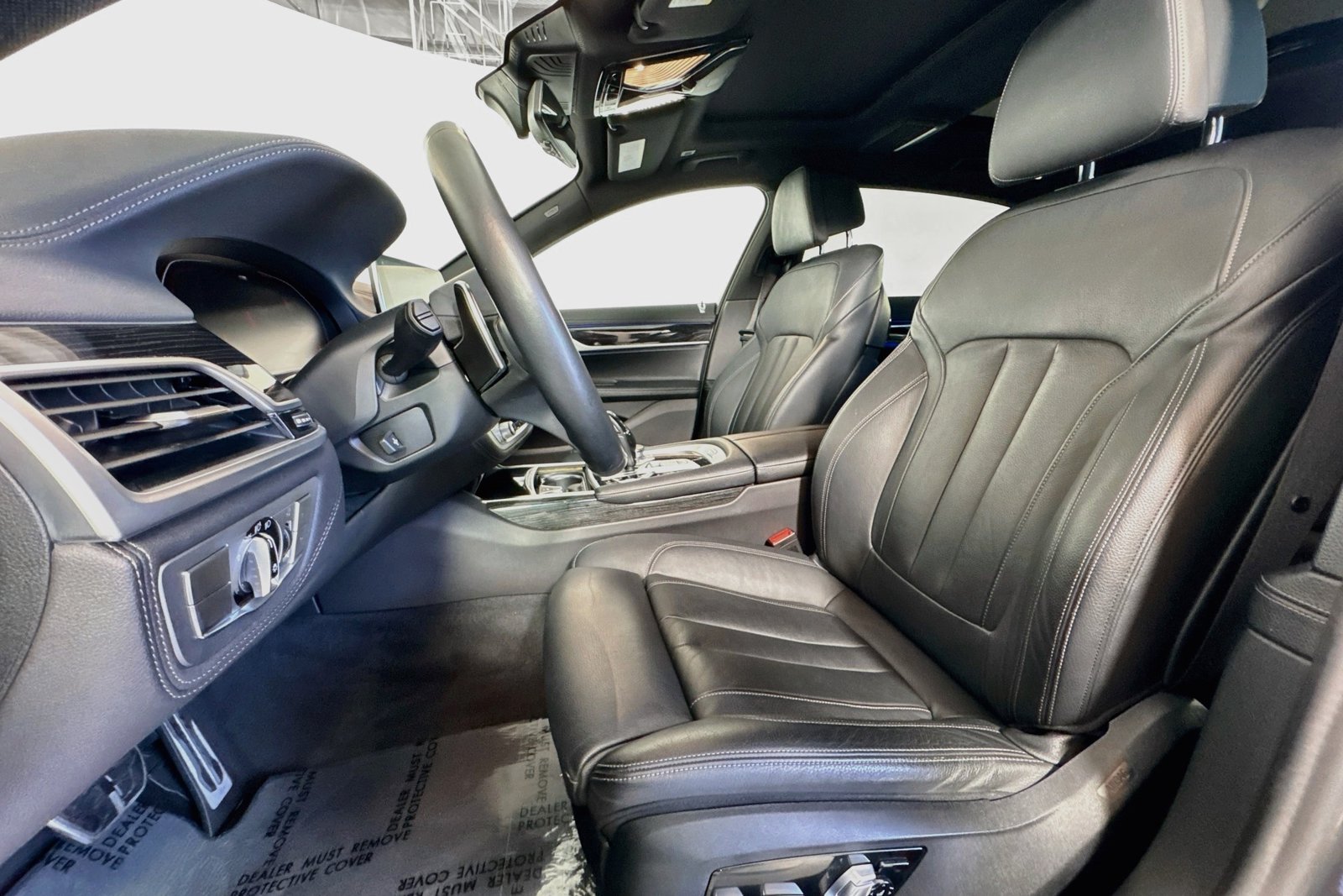 Used 2021 Dravit Grey Metallic BMW 740i image 18