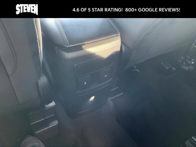 Used 2023 Silver Ford XLT image 10