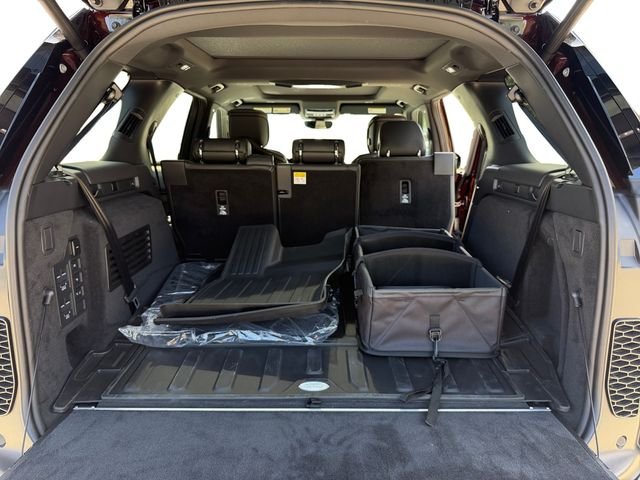 New 2026 Sedona Red Land Rover Gemini Edition image 18