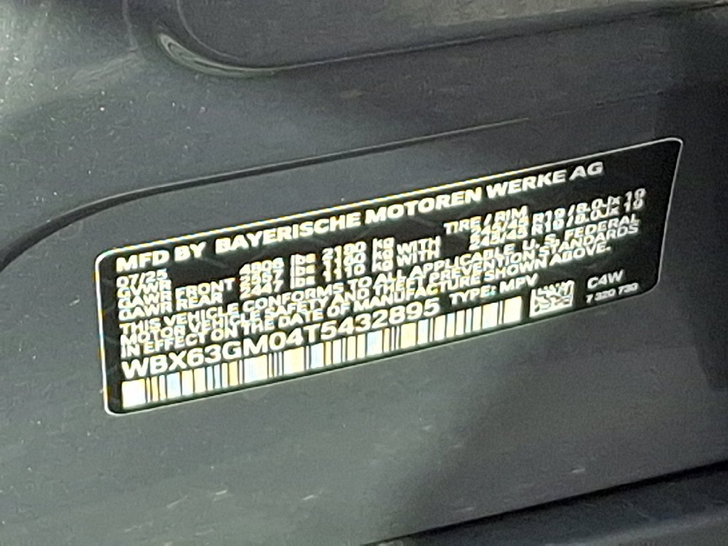 Used 2026 Black Sapphire Metallic BMW xDrive28i image 27