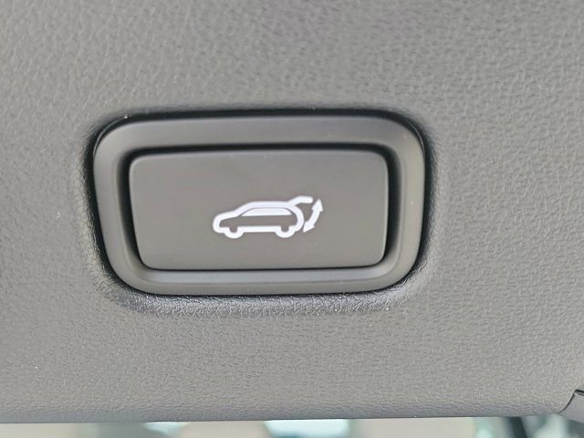 New 2026 Black Hyundai SEL FWD image 9