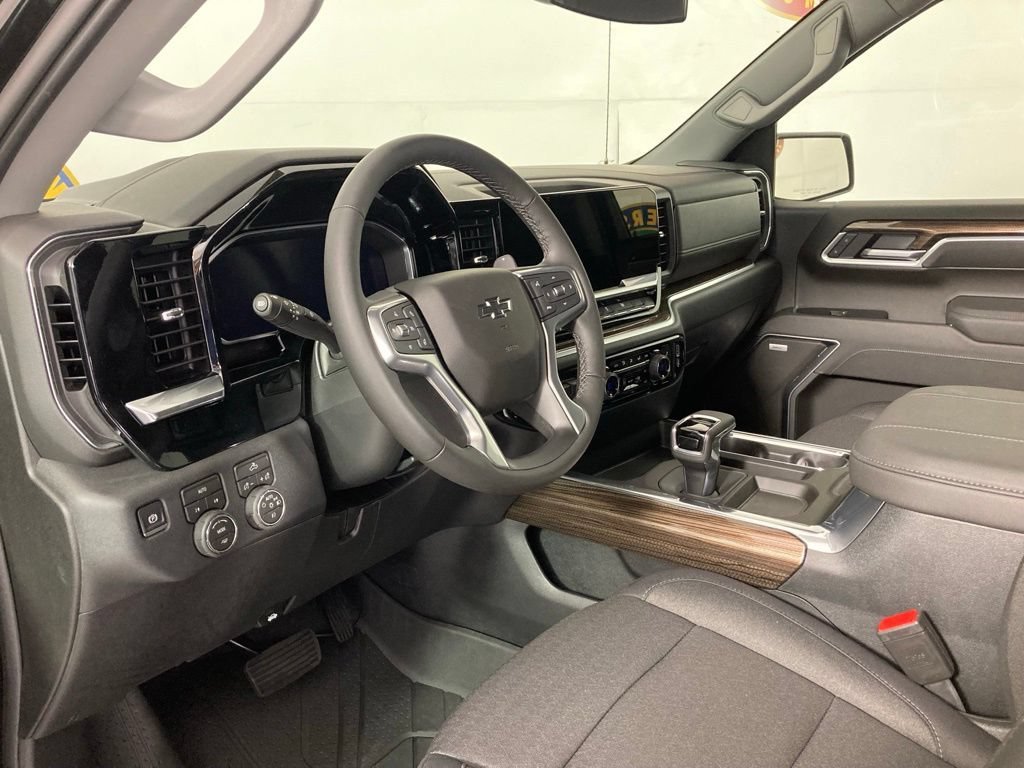 2026 Chevrolet Silverado 1500 RST - Photo 13