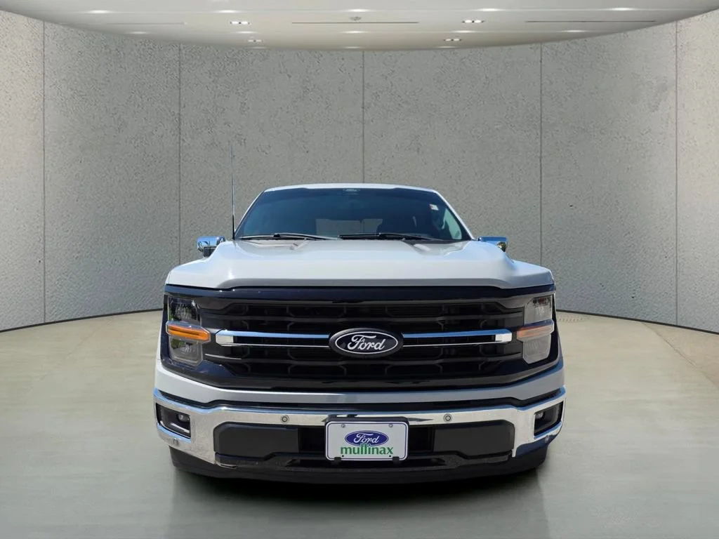 Used 2024 Avalanche Ford XLT image 12