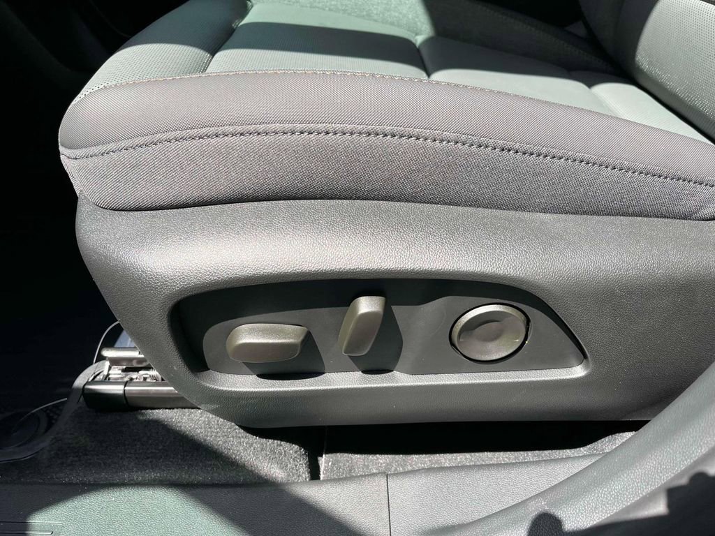 2026 GMC Terrain AT4 - Photo 23
