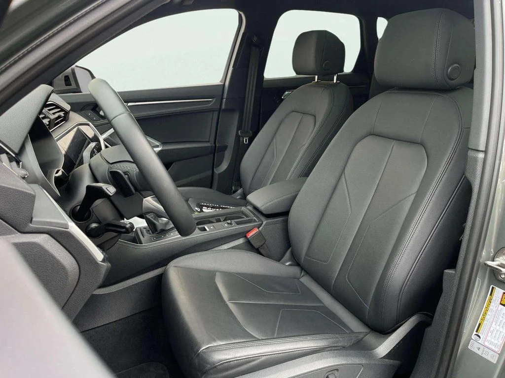 2025 Audi Q3 S Line Premium - Photo 18