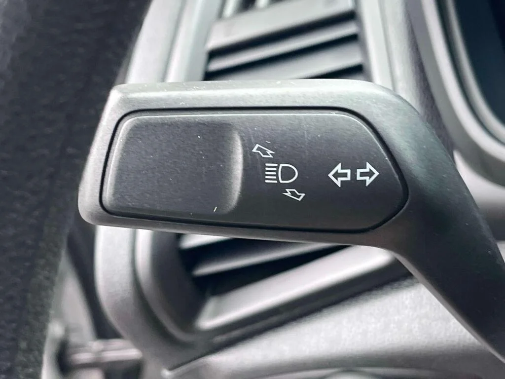 Used 2019 Moondust Silver Metallic Ford S image 30