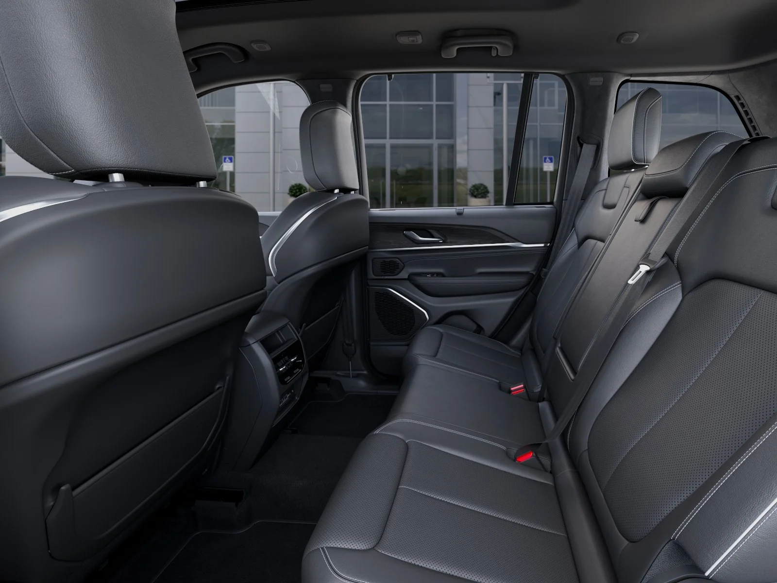 New 2025 Diamond Black Crystal Pearl-Coat Exterior Paint Jeep Overland image 50