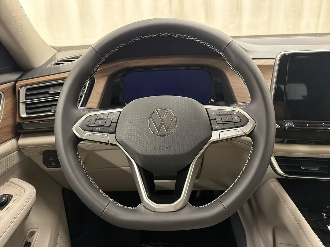 New 2026 Deep Black Pearl Volkswagen 2.0T SE w/Technology image 16