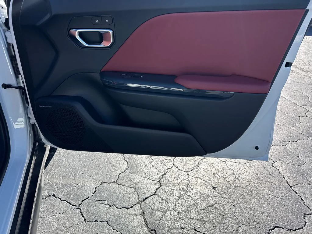 New 2025 White Kia GT-Line image 14