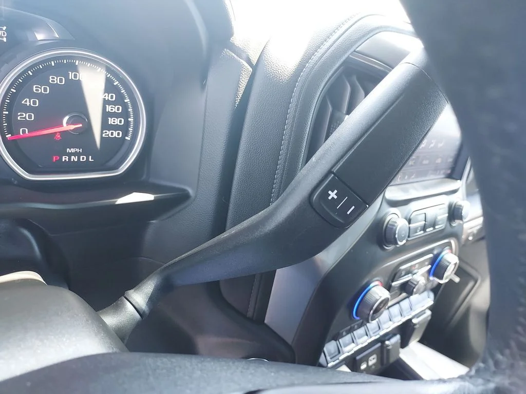 Used 2022 Blue Chevrolet LTZ image 25