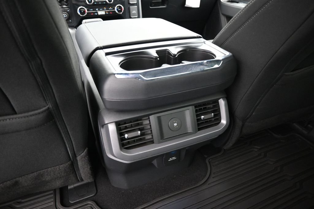 New 2026 Agate Black Metallic Ford XLT image 20