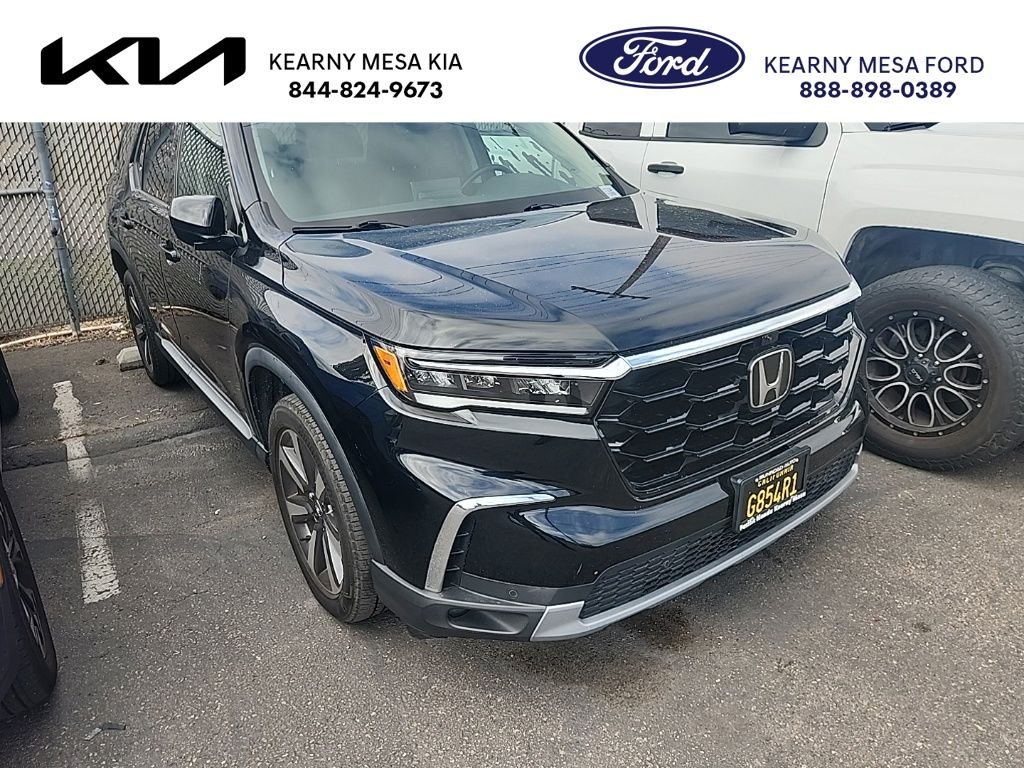 2023 Honda Pilot Elite AWD's photo