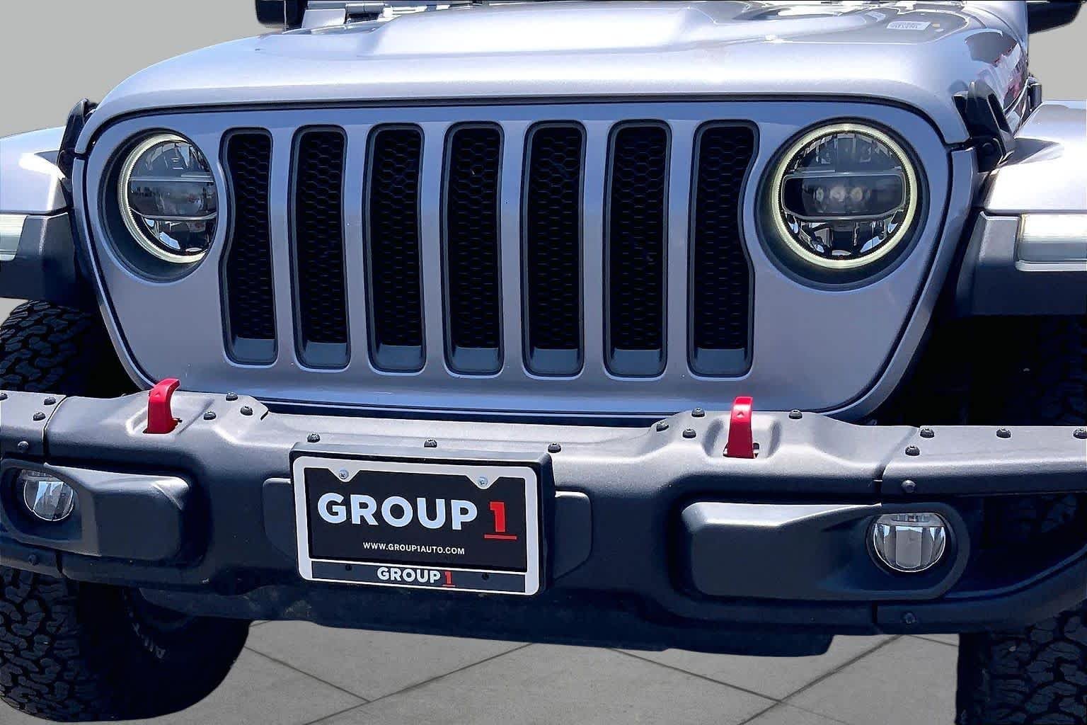 Used 2018 Billet Silver Metallic Clearcoat Jeep Rubicon image 30