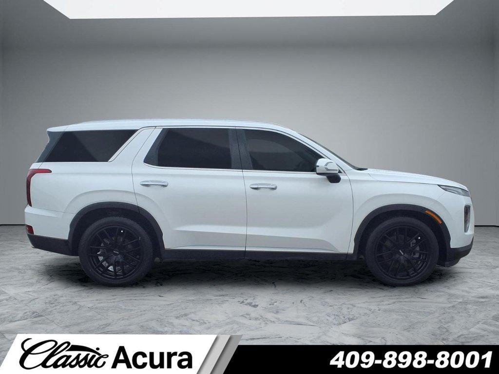 Used 2022 Hyper White Hyundai SEL image 8