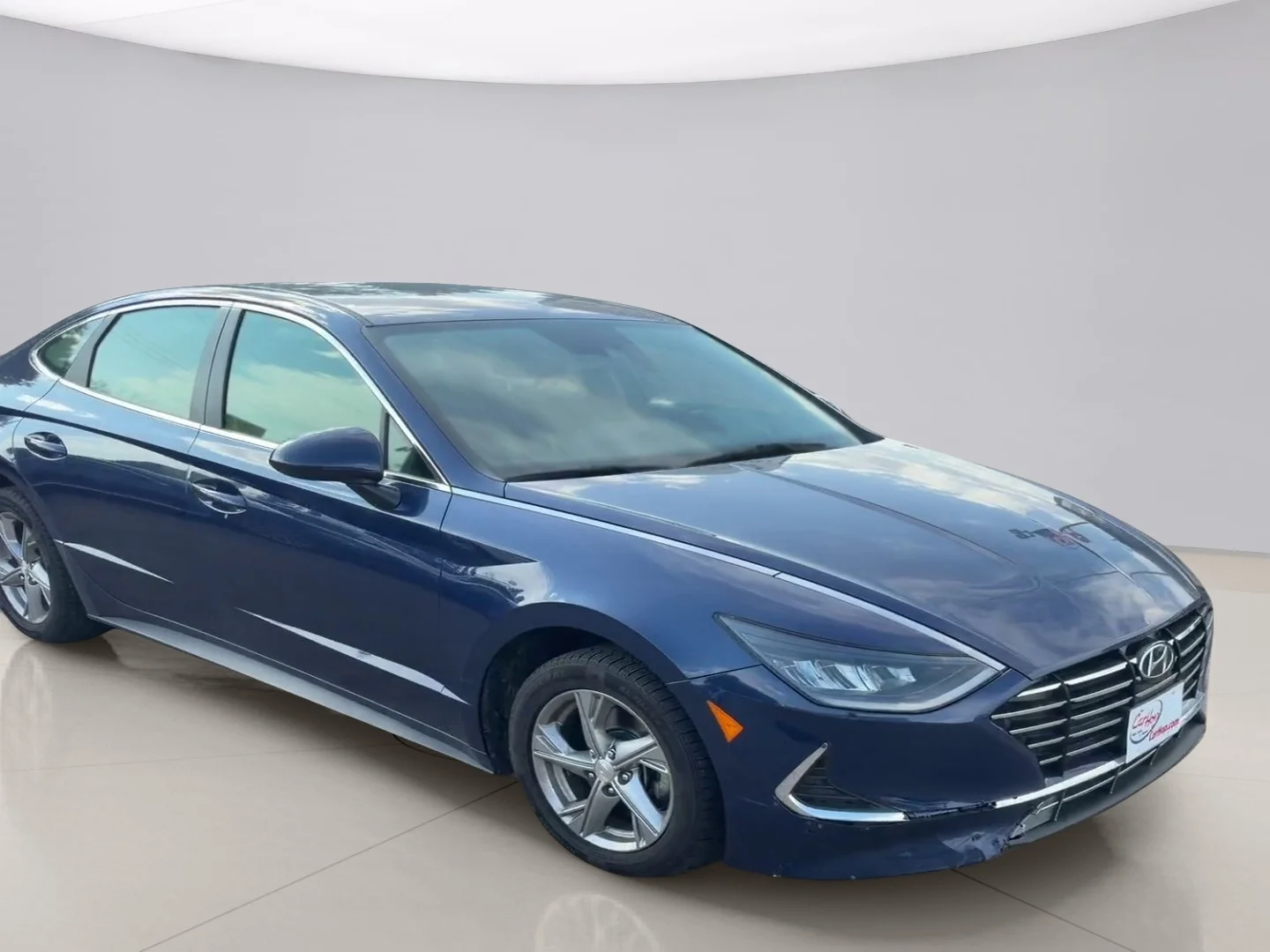 Used 2020 Blue Hyundai  image 7