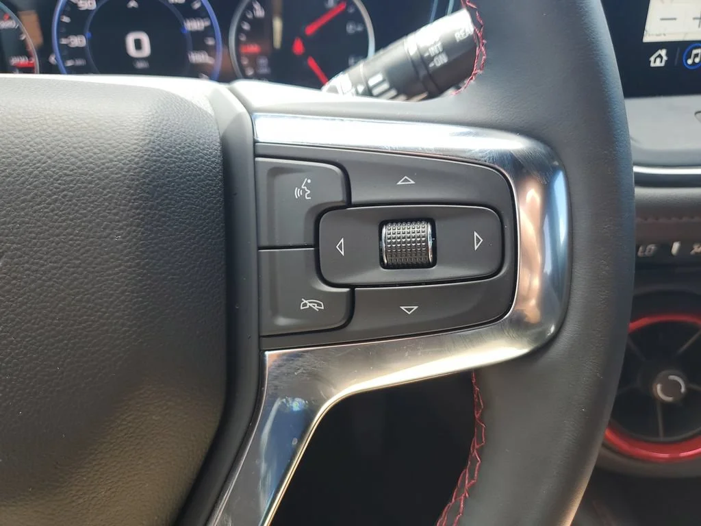 Used 2025 Black Chevrolet RS image 25