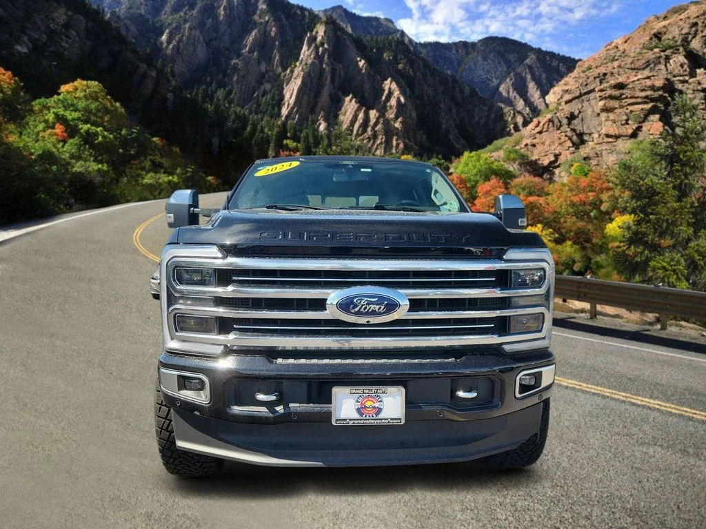 Used 2024 Black Ford Limited image 6