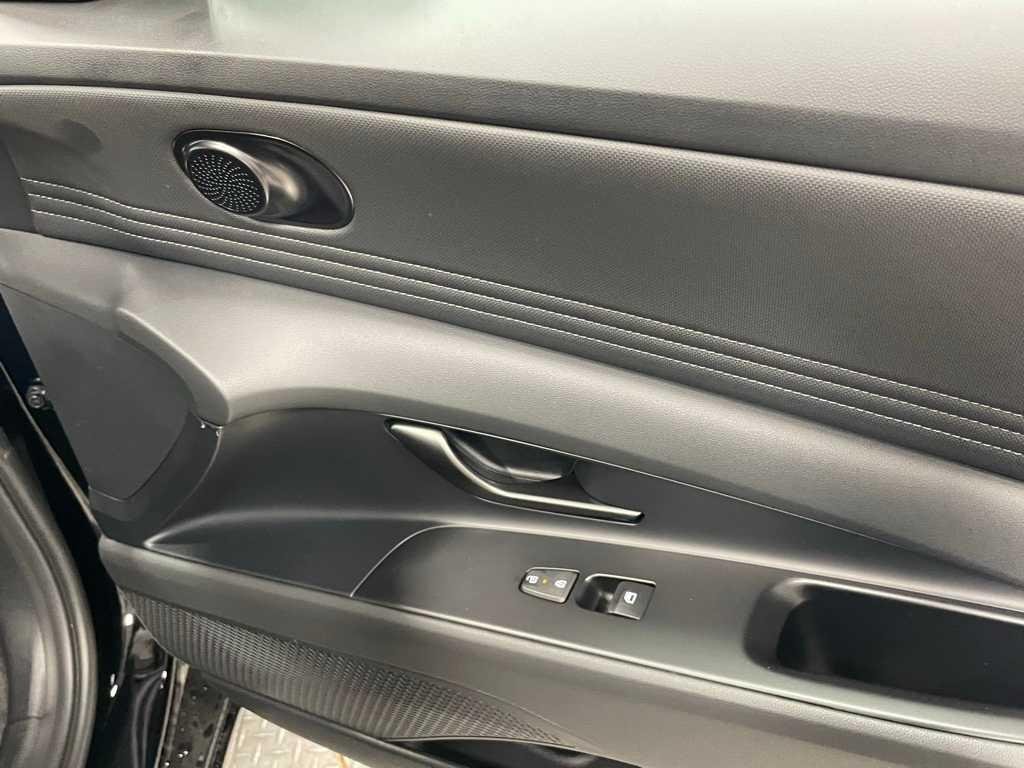 New 2025 Abyss Black Hyundai SEL Sport image 42