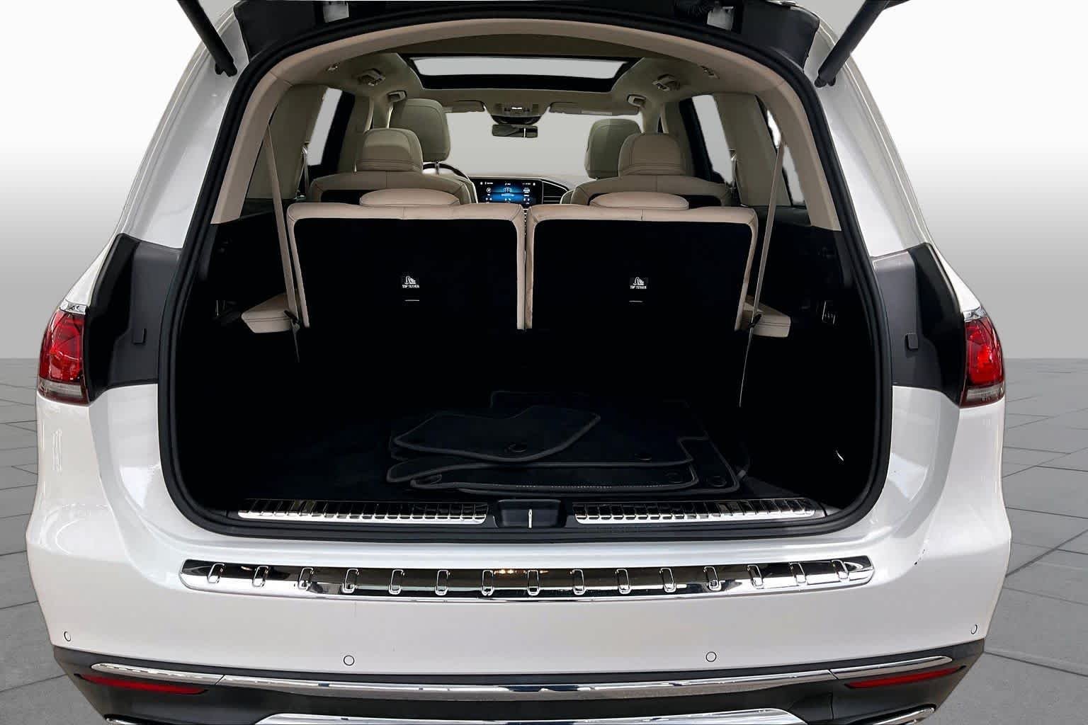 Used 2022 Polar White Mercedes-Benz GLS 450 image 38