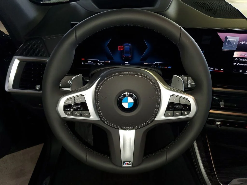 Used 2026 Black BMW sDrive40i image 18