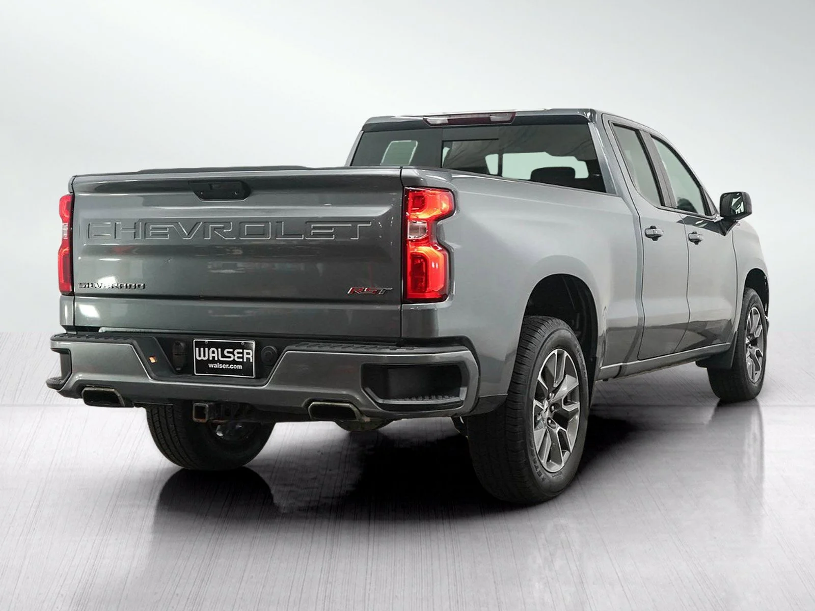 Used 2019 Satin Steel Metallic Chevrolet RST image 5