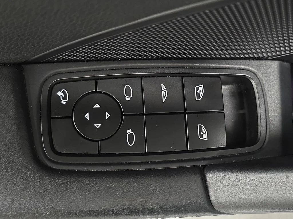 Certified Used 2022  Porsche Carrera image 23