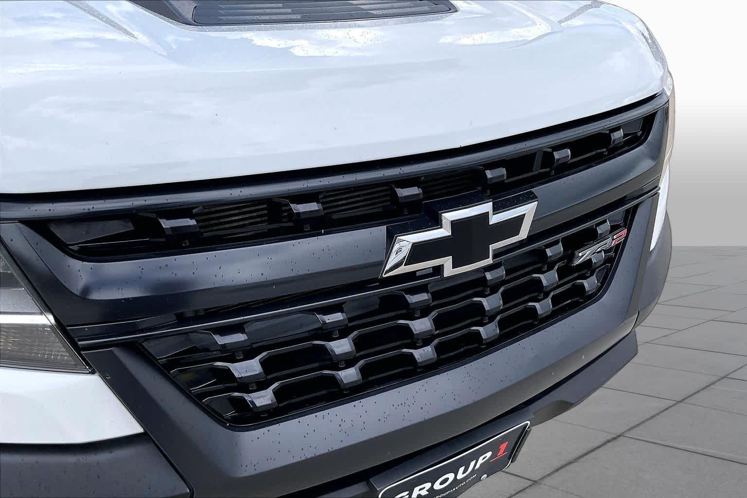 Used 2018 Summit White Chevrolet 4WD ZR2 image 28
