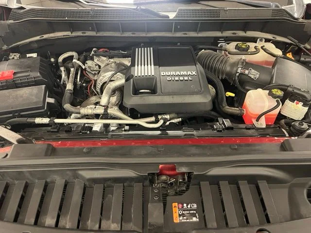 Used 2023 Red Chevrolet RST image 29