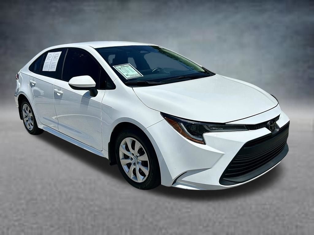 Used 2025 White Toyota LE image 3