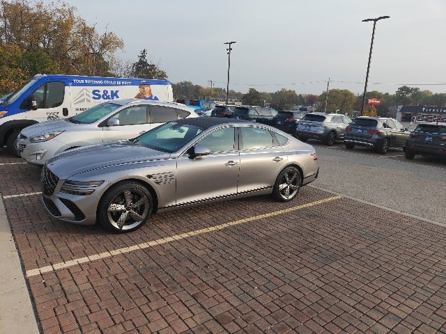 Used 2025 Silver Genesis 3.5T image 1