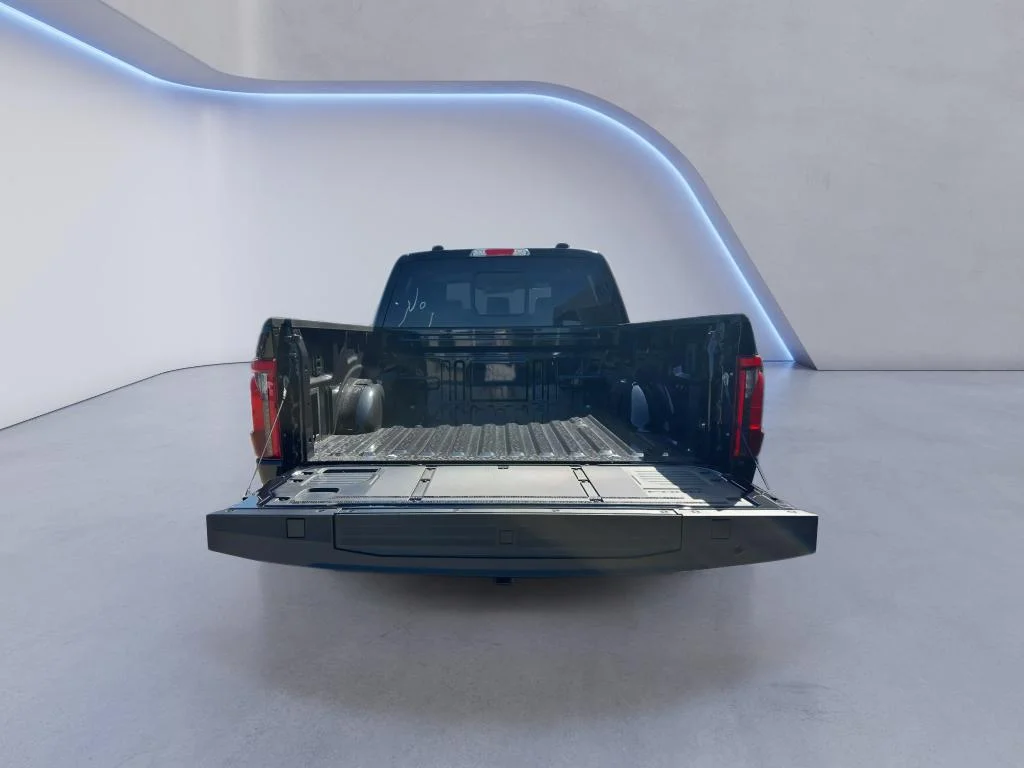 New 2026 Agate Black Metallic Ford XLT image 6