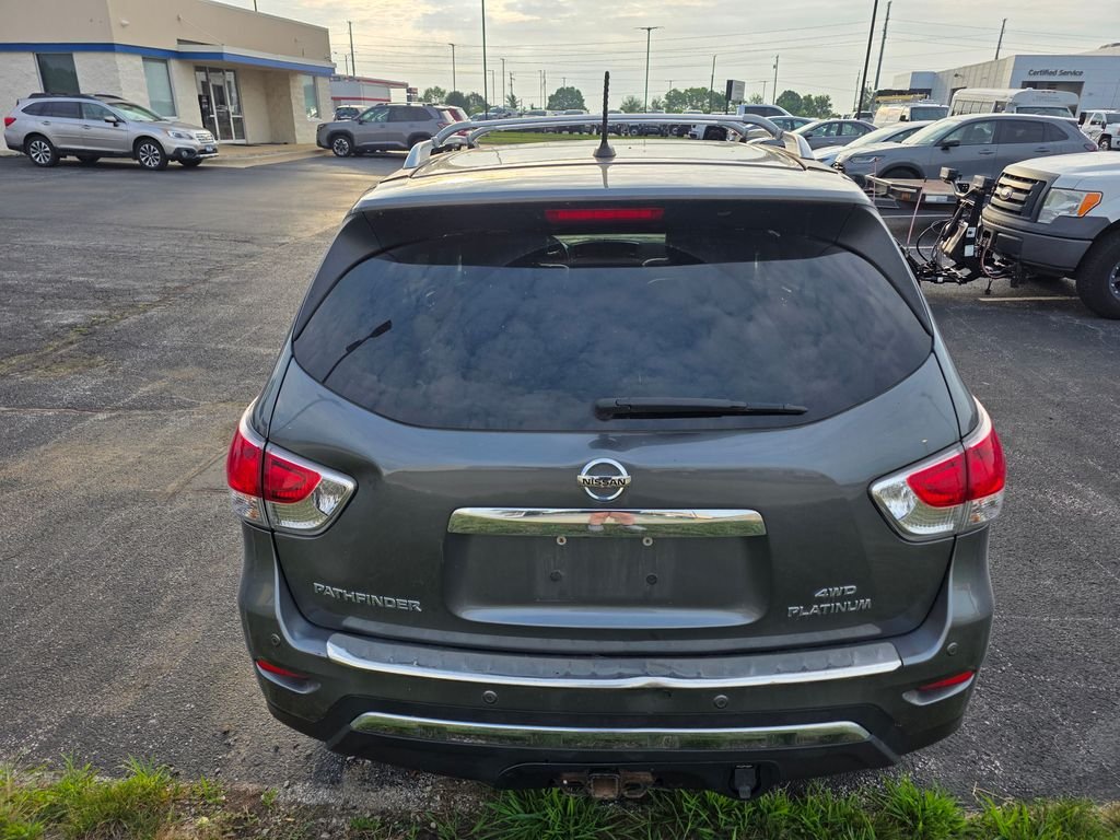 Used 2016 Gun Metallic Nissan Platinum image 3