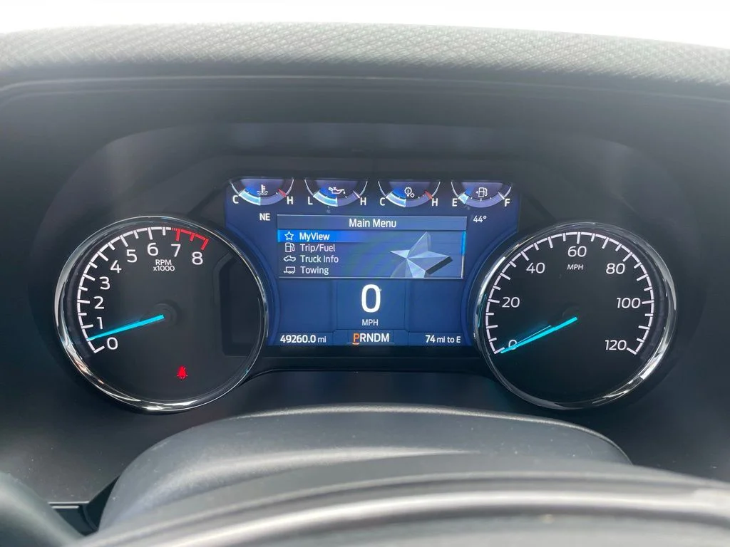 Used 2023 Gray Metallic Ford Tremor image 9